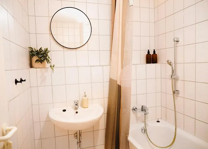 Gemuetliche 2-zimmer-wohnung In An Der Spree شقة